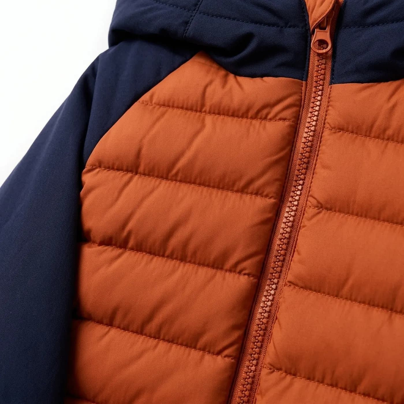 Doudoune urbaine color-block — Détail matière